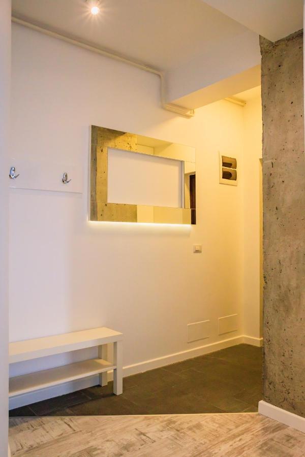 Appartement Central Bliss à Suceava Extérieur photo