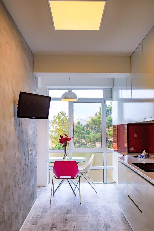 Appartement Central Bliss à Suceava Extérieur photo